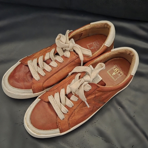 Frye Kira Leather Low Top Sneakers Tan Factory Distressed Lace up Womens 6 US - Picture 10 of 10